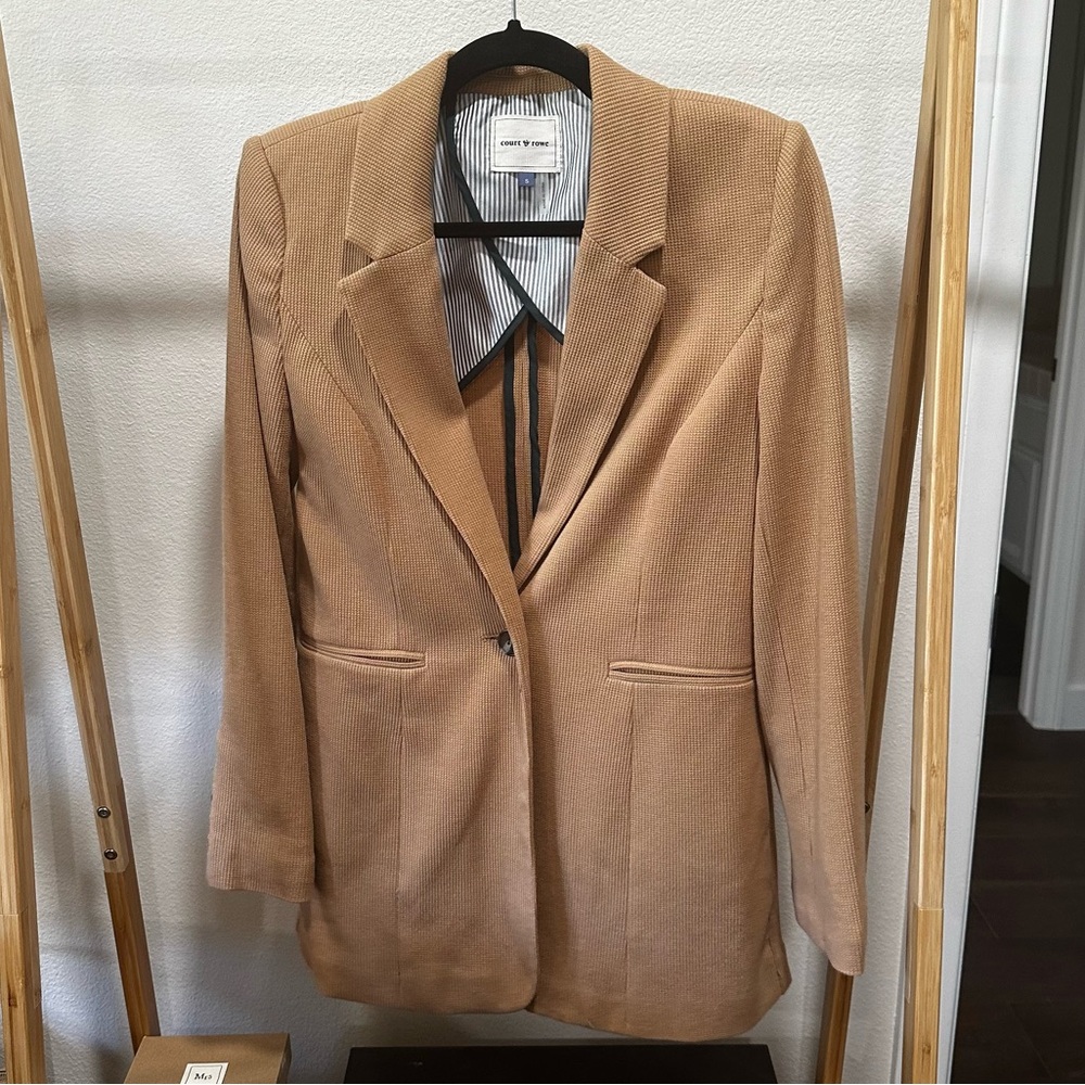 Court & Rowe Jersey knit blazer